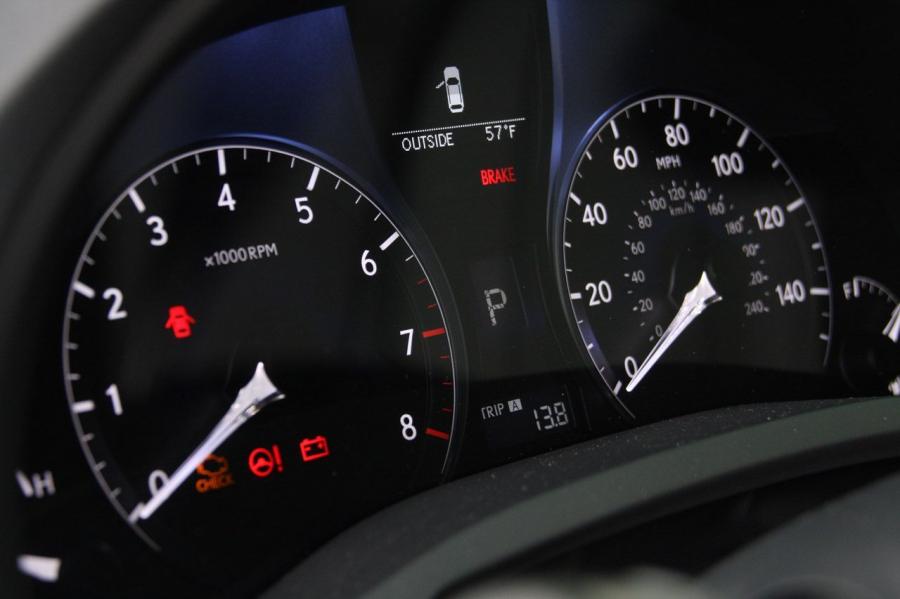  Lexus RX350 2010 года  (фото 19 из 51)